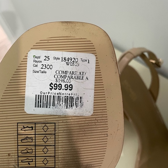 Michael Kors Beige High Heel Sandals NWOT - Picture 8 of 9